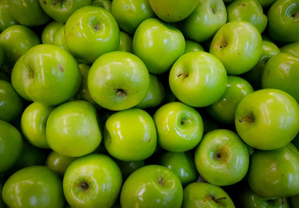 Fresh Apples (per kg)
